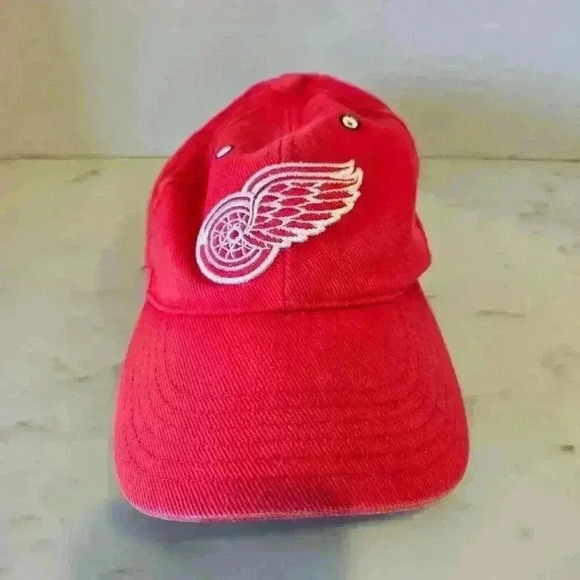 Detroit Red Wings Annco Red NHL Adjustable Baseball Cap Youth Size - Picture 1 of 10